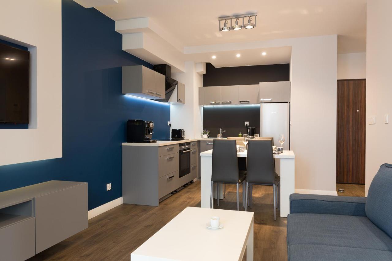 Apartlogy Aura2 78 - Experience Intelligent Living While Travelling Apartment กดัญสก์ ภายนอก รูปภาพ