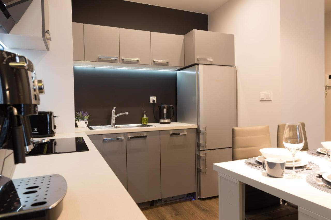 Apartlogy Aura2 78 - Experience Intelligent Living While Travelling Apartment กดัญสก์ ภายนอก รูปภาพ