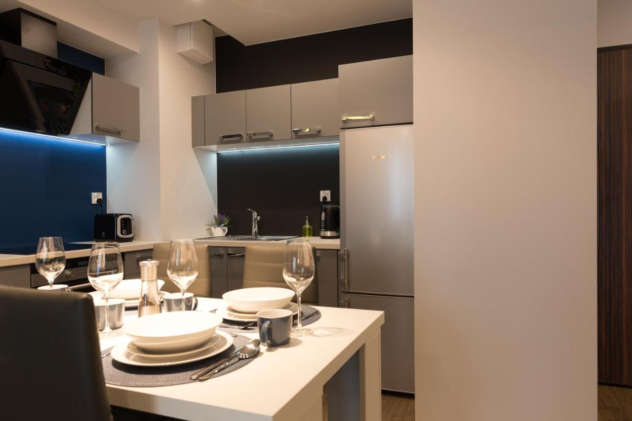 Apartlogy Aura2 78 - Experience Intelligent Living While Travelling Apartment กดัญสก์ ภายนอก รูปภาพ